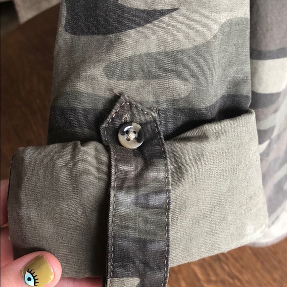 Forever 21 Utility Button Up Shirt - Picture 3 of 4